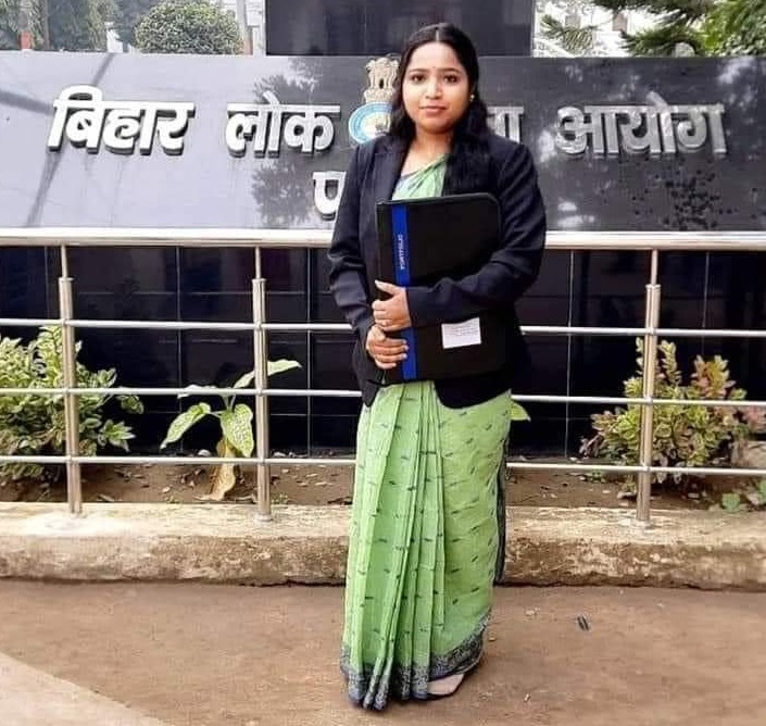 “हार ने हौसला बढ़ाया-ताने सुनकर भी डटी रही, कैसे पलामू की रिया बनीं BPSC टॉपर?”