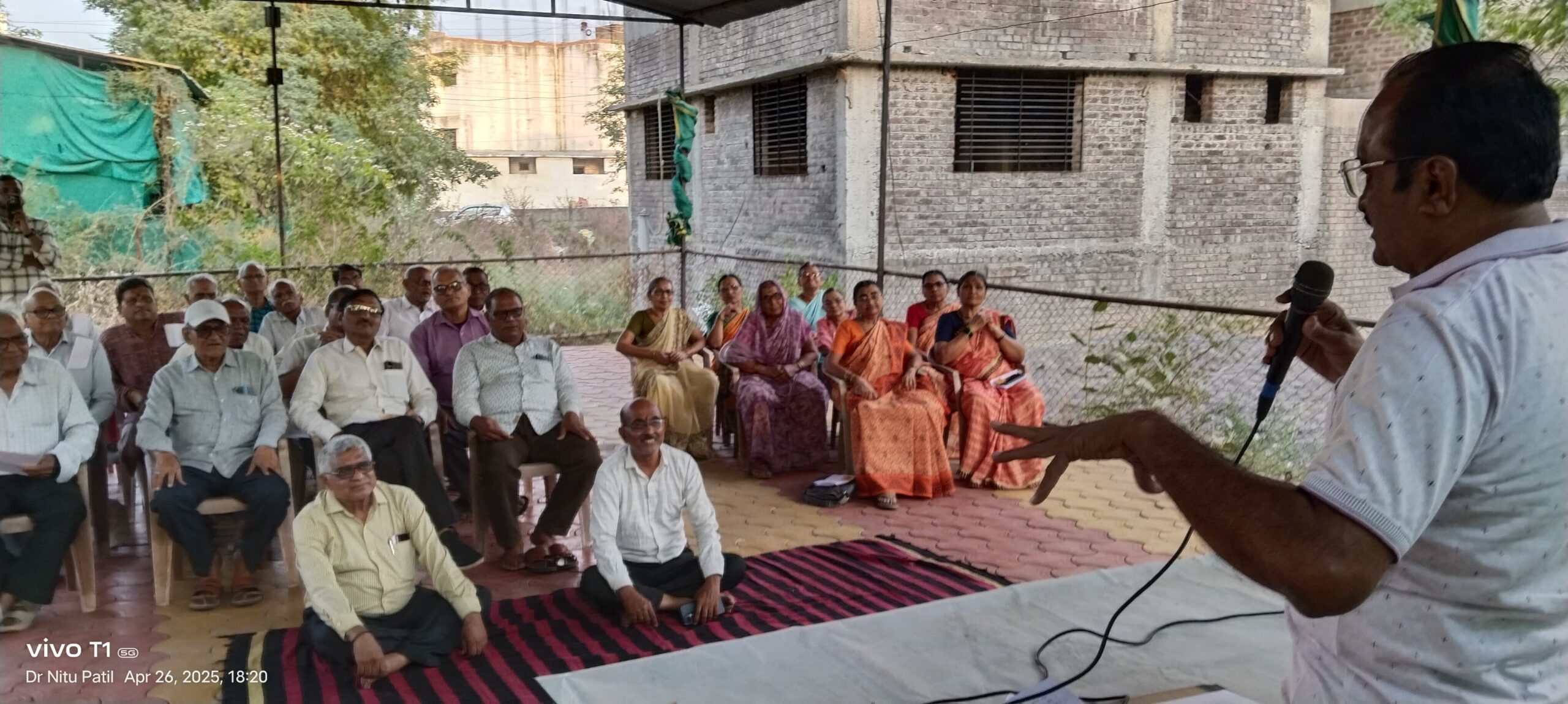 गरुड पुराण हीच माझी प्रेरणा,योगेश पाटीलवासुदेव जेष्ठ नागरिक संघाद्वारे सत्कार