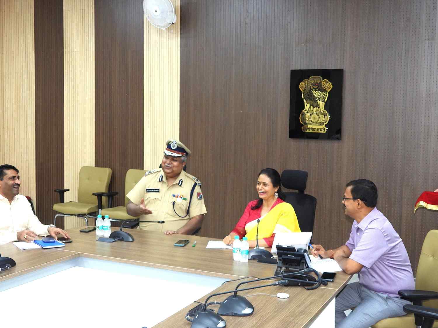 महानिरीक्षक सुरेंद्र नाथ चौधरी यांचे भुसावळमध्ये वार्षिक सुरक्षा निरीक्षण आरपीएफ जवानांना मार्गदर्शन; वृक्षारोपणातून पर्यावरण संवर्धनाचा संदेश