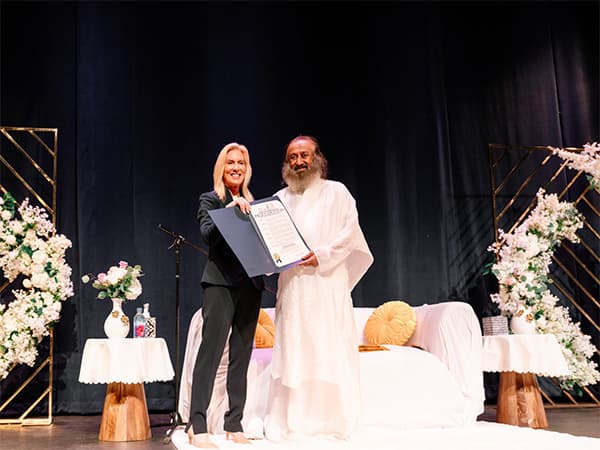 जॅक्सनव्हिल में 16 जून ‘श्री श्री रविशंकर शांति और स्वास्थ्य दिवस’ घोषित