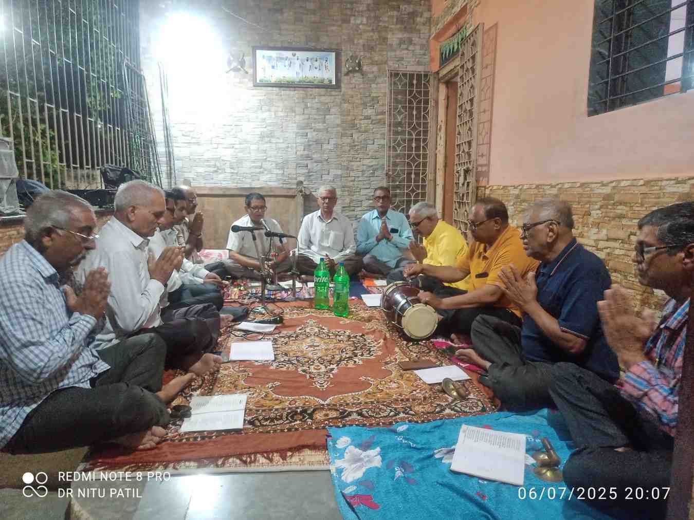 गणेश कॉलनीत आषाढी एकादशीनिमित्त संगीत संध्या भक्तिमय वातावरणात संपन्न