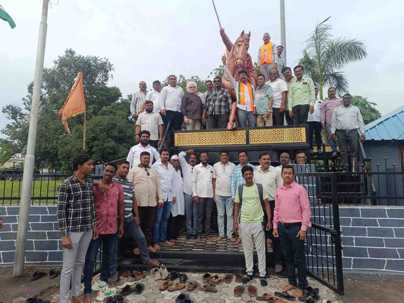 छत्रपती शिवाजी महाराज यांच्या किल्ल्यांचा युनेस्कोच्या जागतिक वारसा यादीत समावेश.. भुसावळ भाजपाने केला जल्लोष