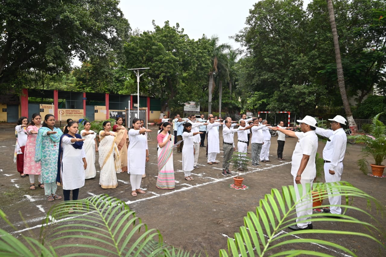 भोळे महाविद्यालयात तंबाखू मुक्तीची शपथ कार्यक्रम संपन्न