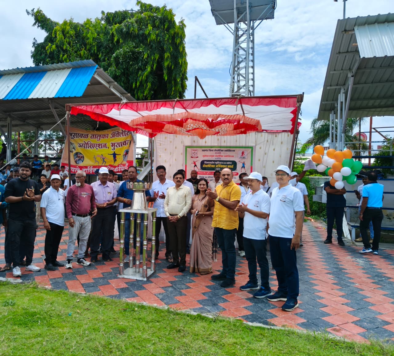 जळगाव जिल्हास्तरीय ज्युनियर व २३ वयोगट ॲथलेटिक्स स्पर्धेचे राज्याचे वस्त्रोद्योग मंत्री ना.संजयजी सावकारे यांचे हस्ते शानदार उदघाटन